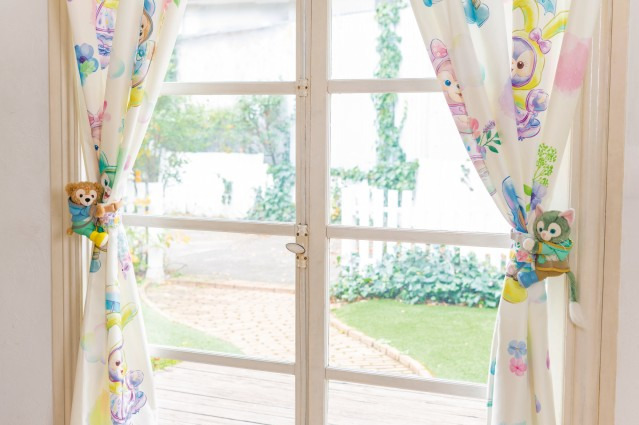 東京迪士尼海洋_達菲與他的好朋友們_Beautiful_Rainy_Days_窗簾