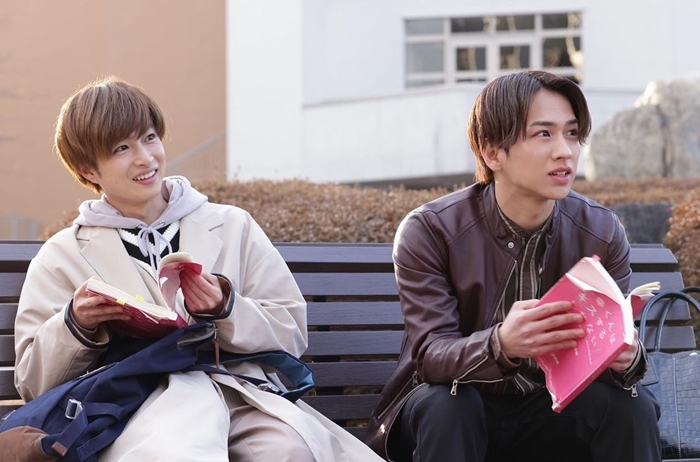 《只能親吻不幸同學了!》側拍