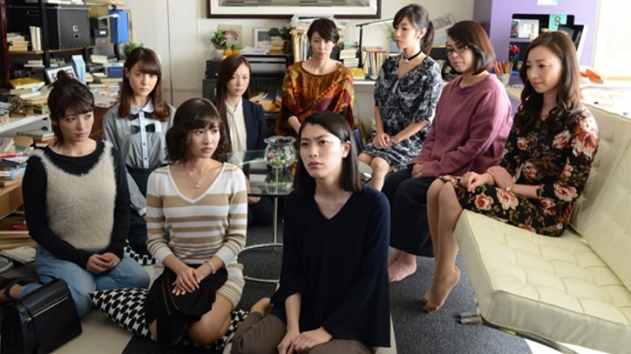 《黑色十人之女》