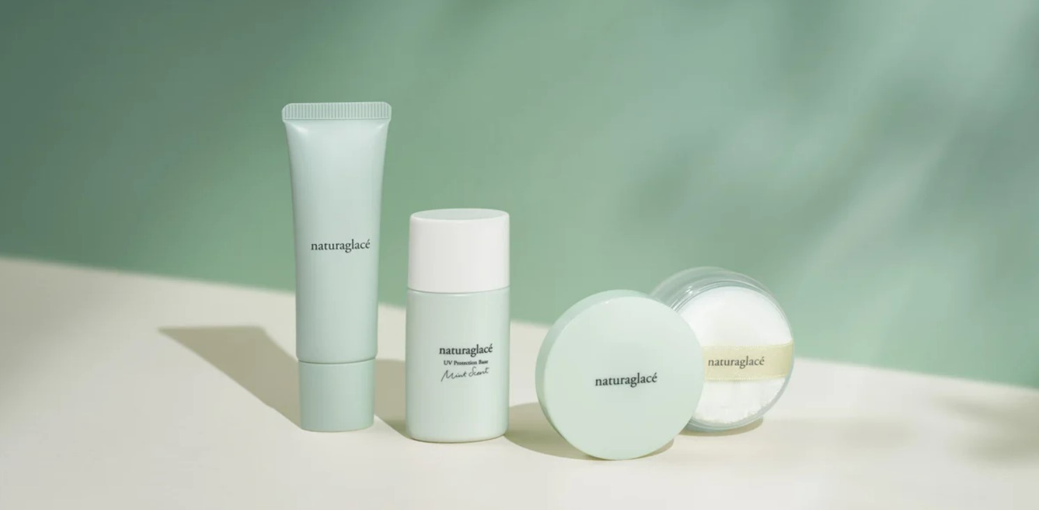 ナチュラグラッセ UVルースパウダー2023