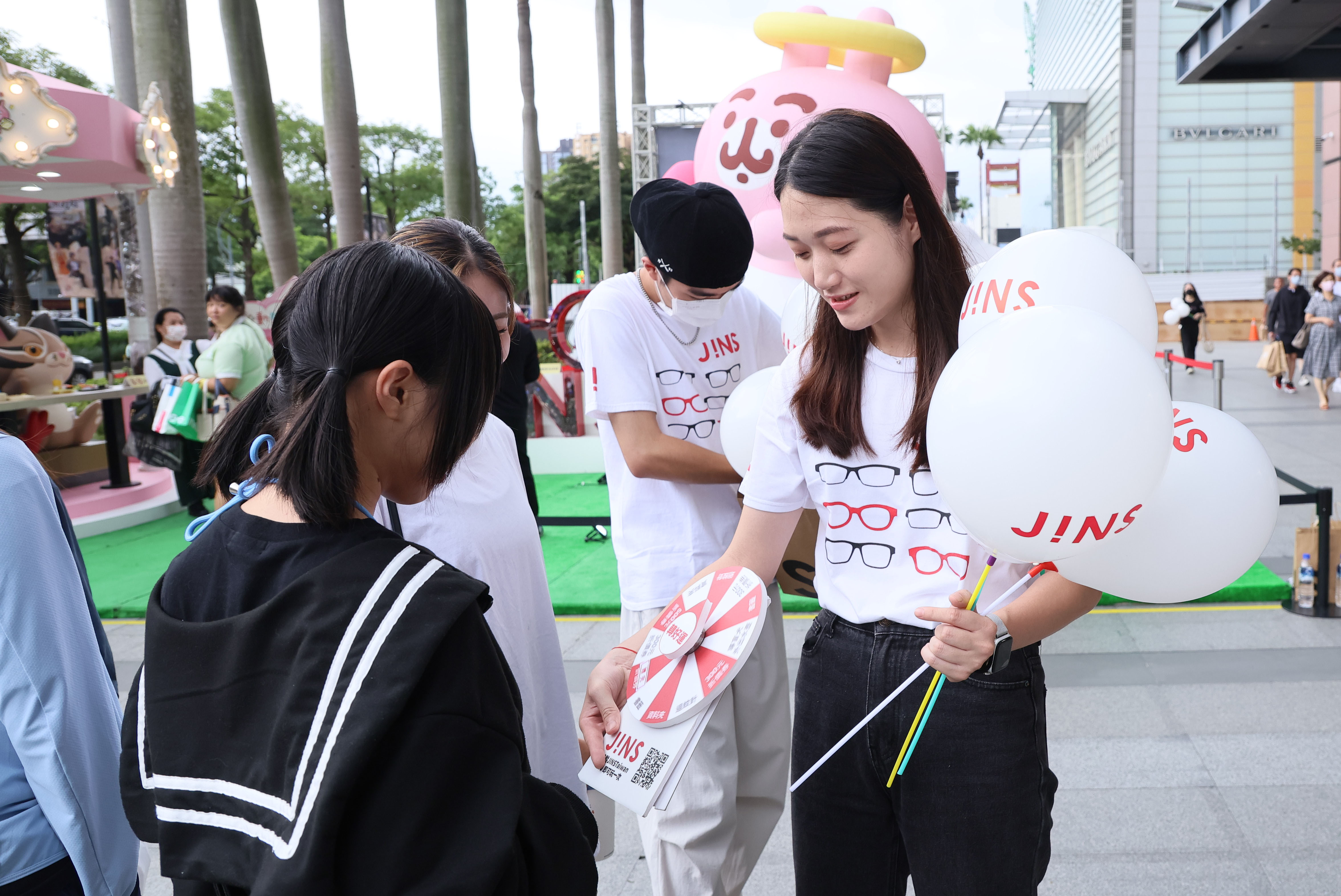 廢鏡新思Round兔