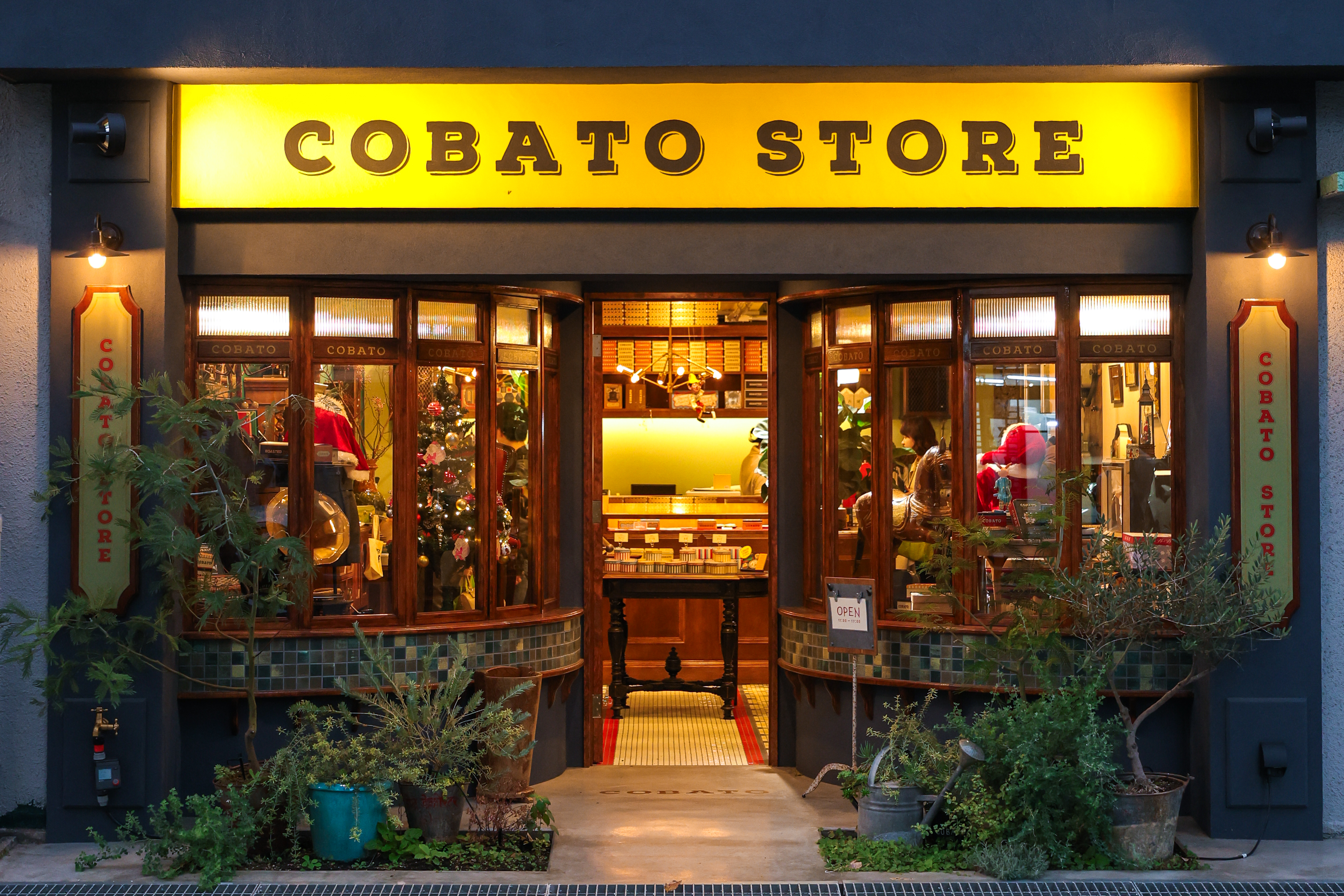 COBATO STORE OSAKA