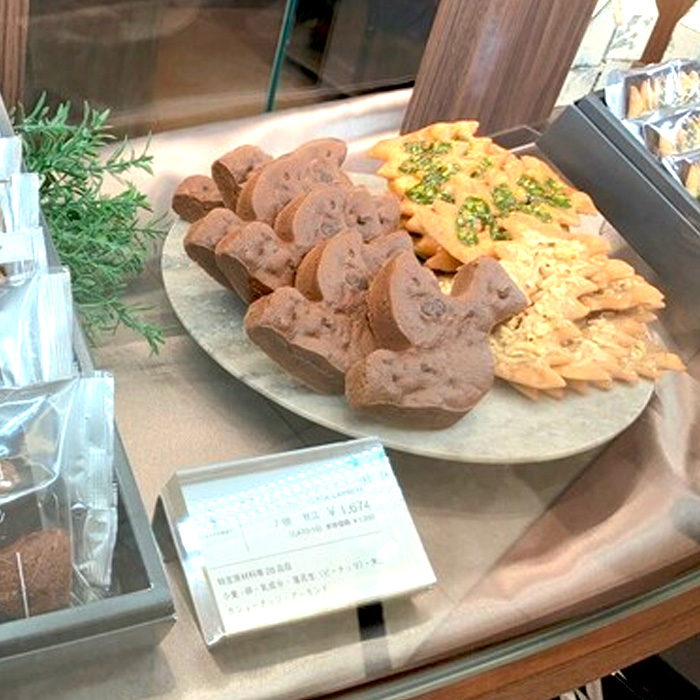 キアッキェレ・トルタ カプレーゼ