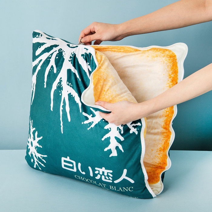 北海道白色戀人夾心餅乾抱枕