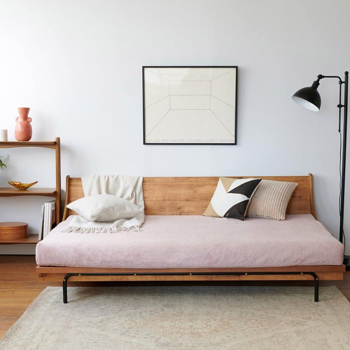 JOURNAL STANDARD FURNITURE