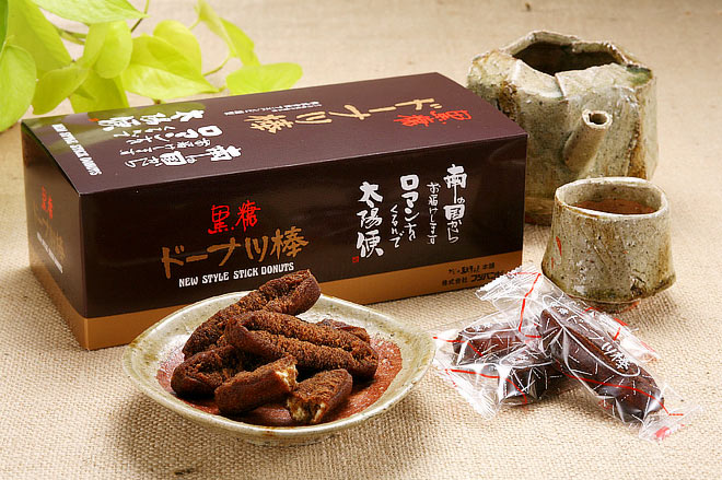 ฟูจิแบมบิ โดนัทแท่งน้ำตาลดำ (Fujibambi Kokuto Donut Bou)