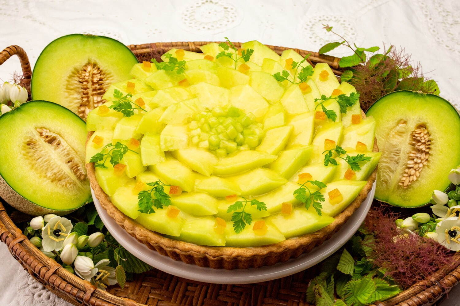 2025年4月_美麗甜點_Qu'il fait bon_Melon Week 2025_哈蜜瓜與牛奶慕斯塔～橘子風味～_メロンとミルクムースのタルト ～オレンジ風味～