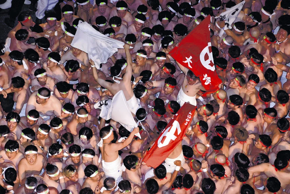 Sendai Otsunahiki tug-of-war festival