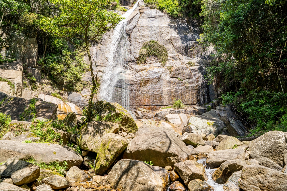 Bakusetsu Waterfall