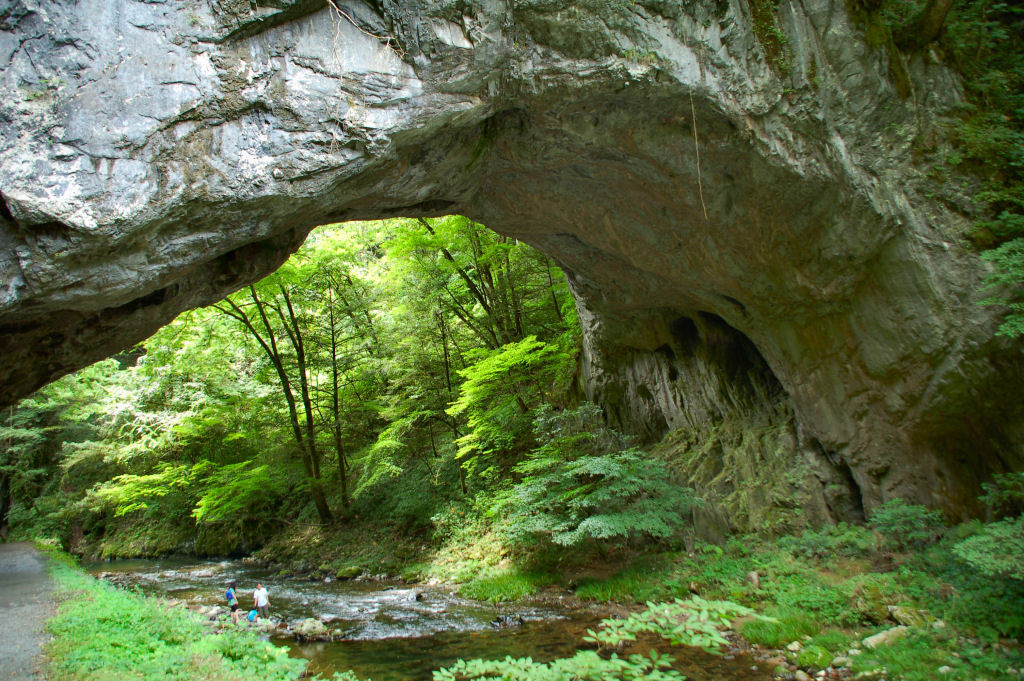Limestone scenery in Taishakukyo Gorge
