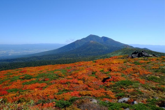 東北紅葉景點－岩手 三石山