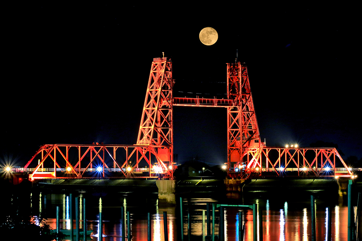 Chikugo River Lift Bridge moon viewing