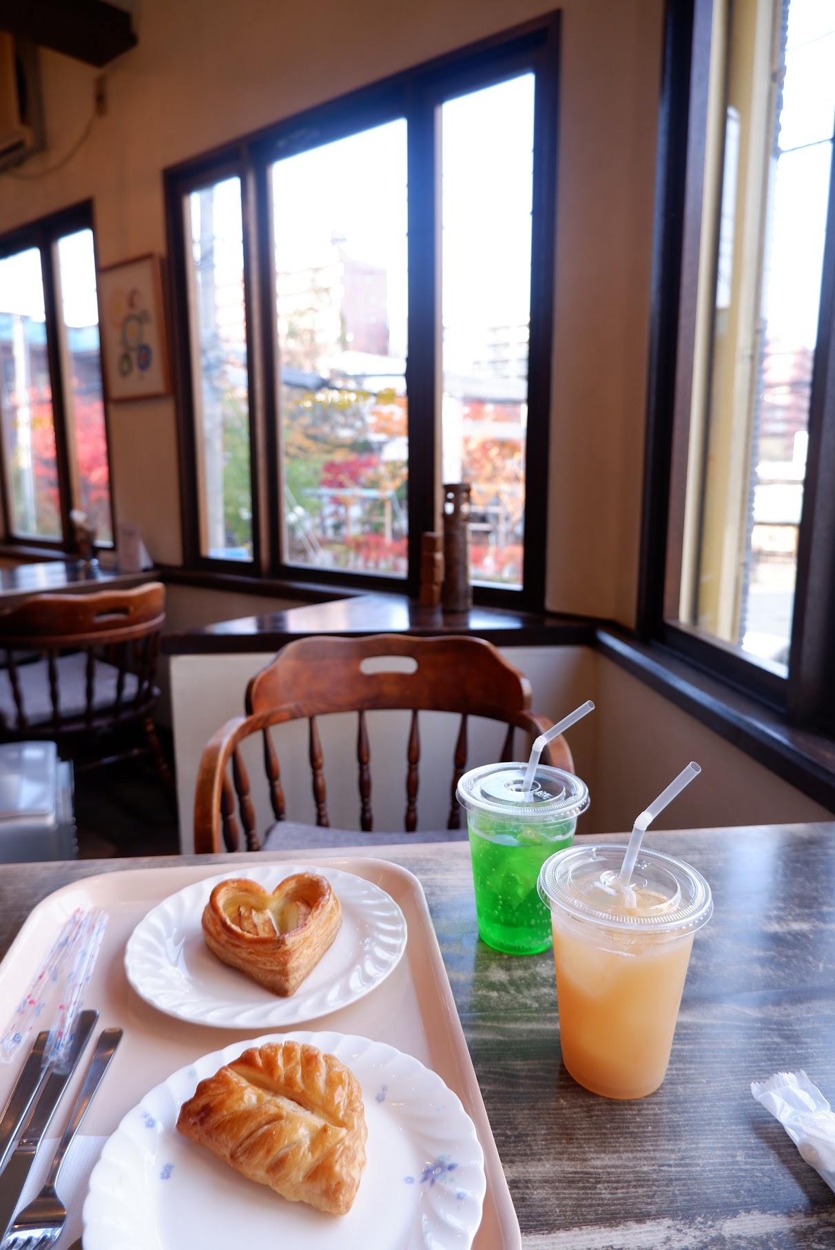 洋菓子店 赤い林檎