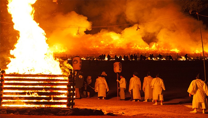奈良 若草山燒山祭
