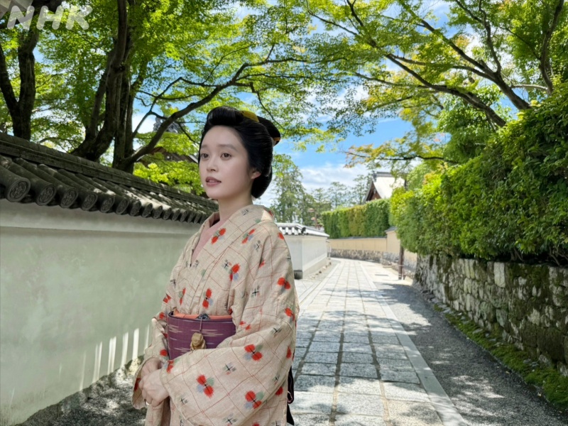 《怪談作家之妻》