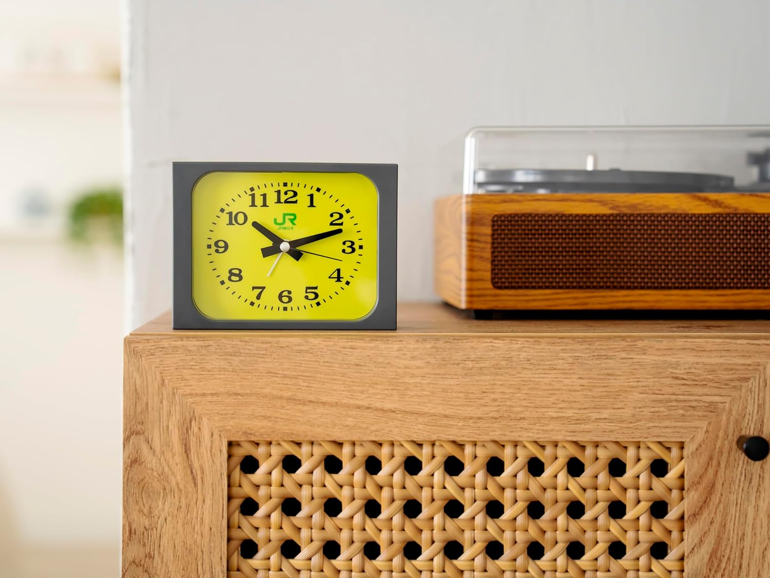 造型闹钟摆哪都OK