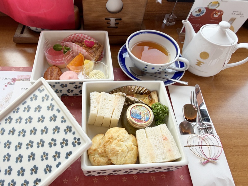 JR四國觀光列車伊予灘物語