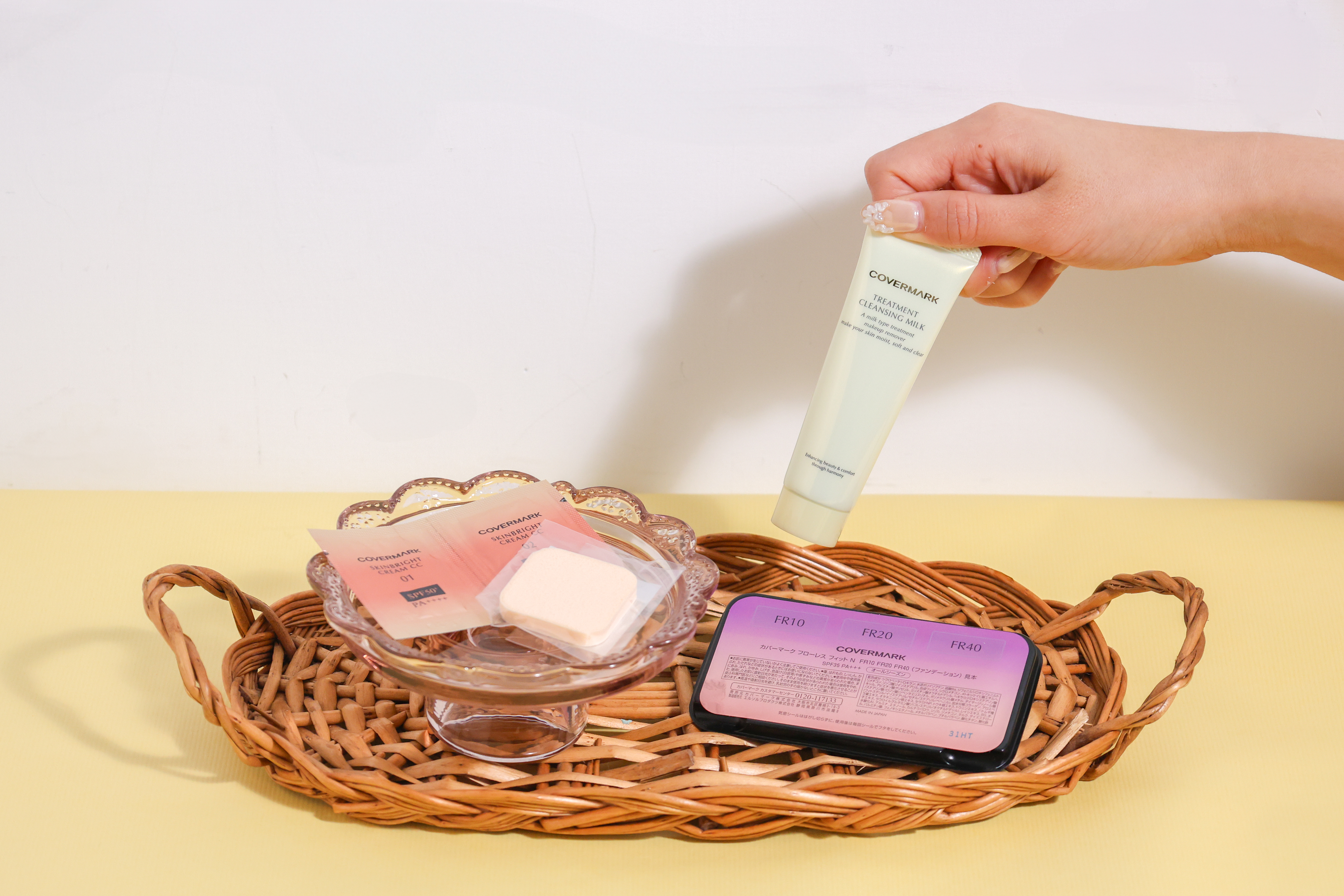 COVERMARK 水漾嫩肌鑽石光無瑕粉霜