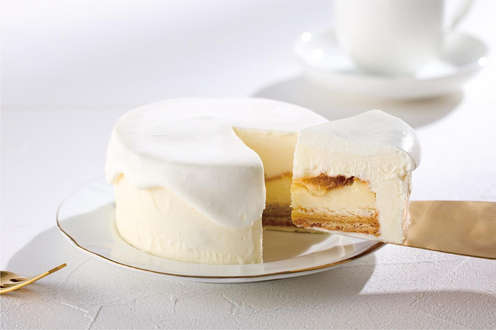 「極上牛乳ソフトのクリームチーズケーキ」2,484円