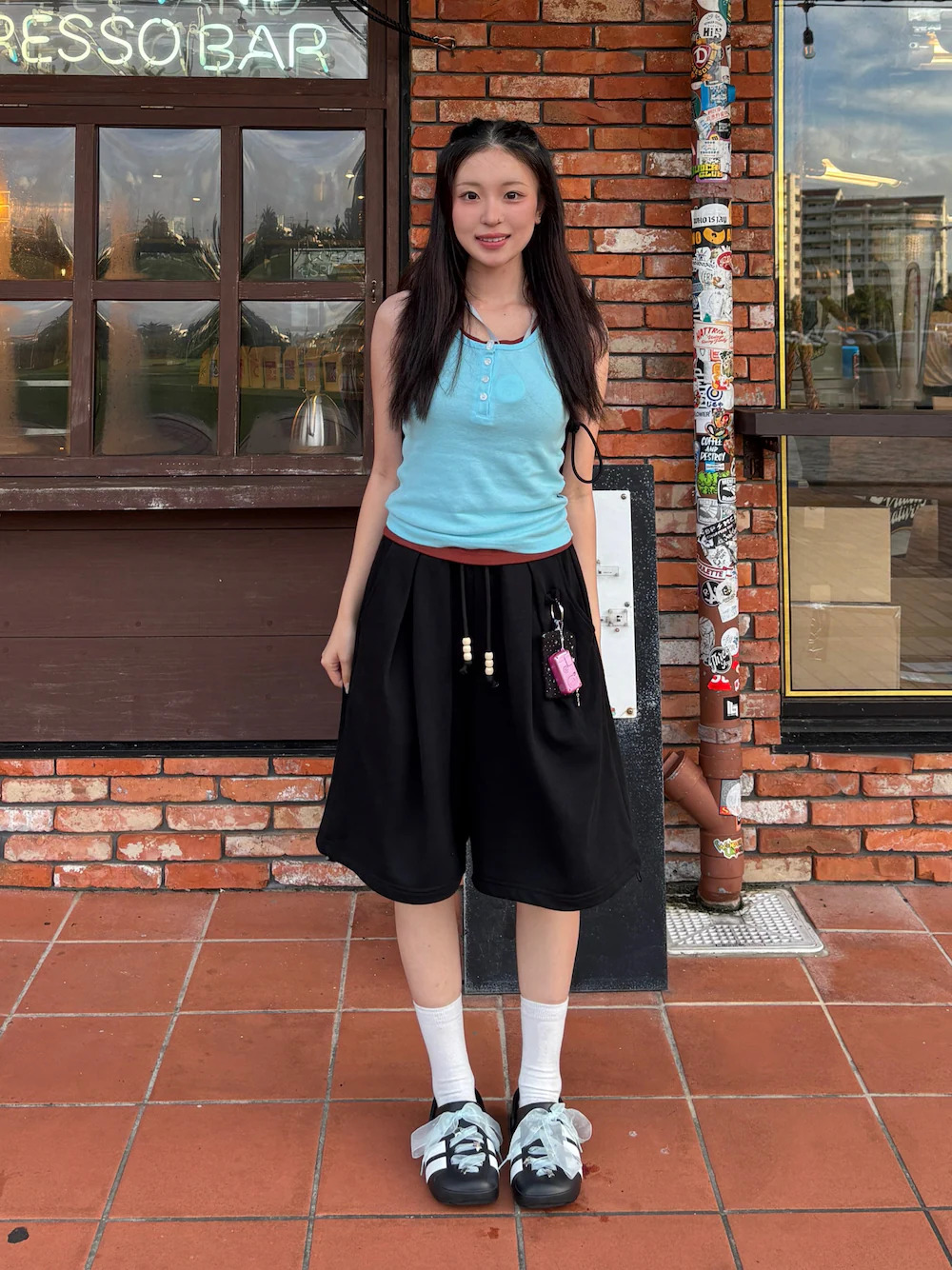 秒顯帥氣個性度!2026夏季以膝下寬褲營造日系街頭休閒LOOK | Japaholic