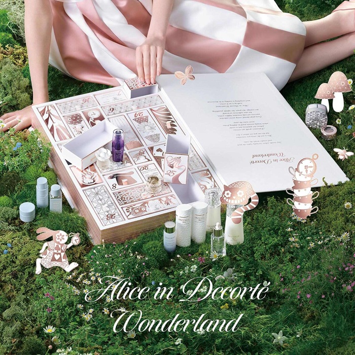 COSME DECORT&Eacute; 聖誕倒數月曆